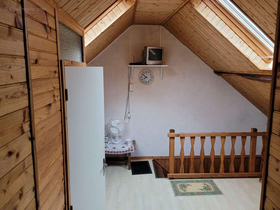 Maison à CHATEAU-CHERVIX