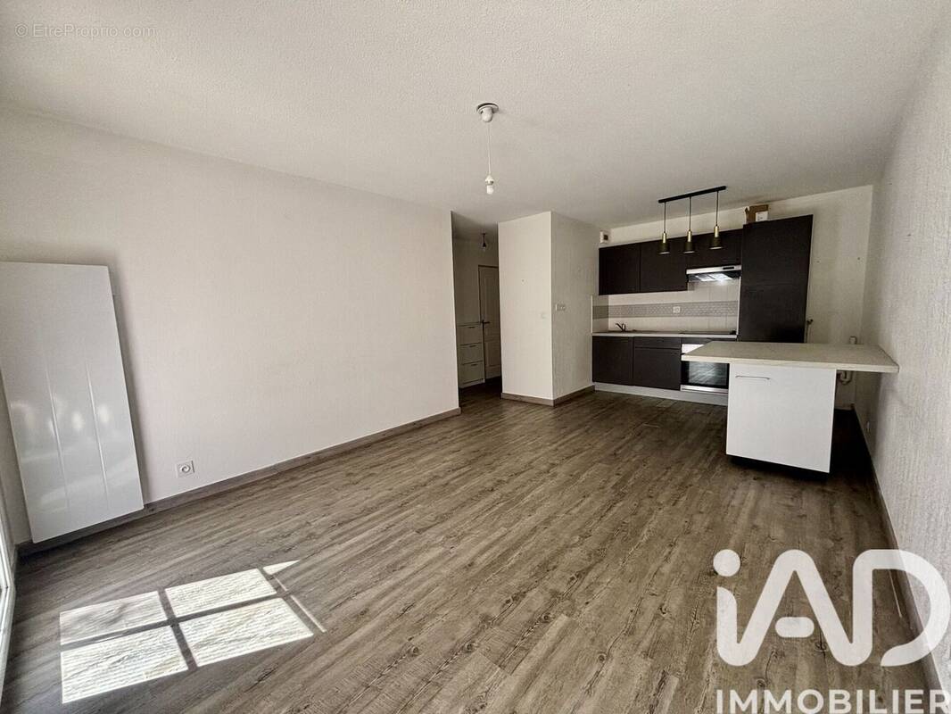 Photo 1 - Appartement à CENON