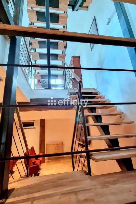 Appartement à CLUNY