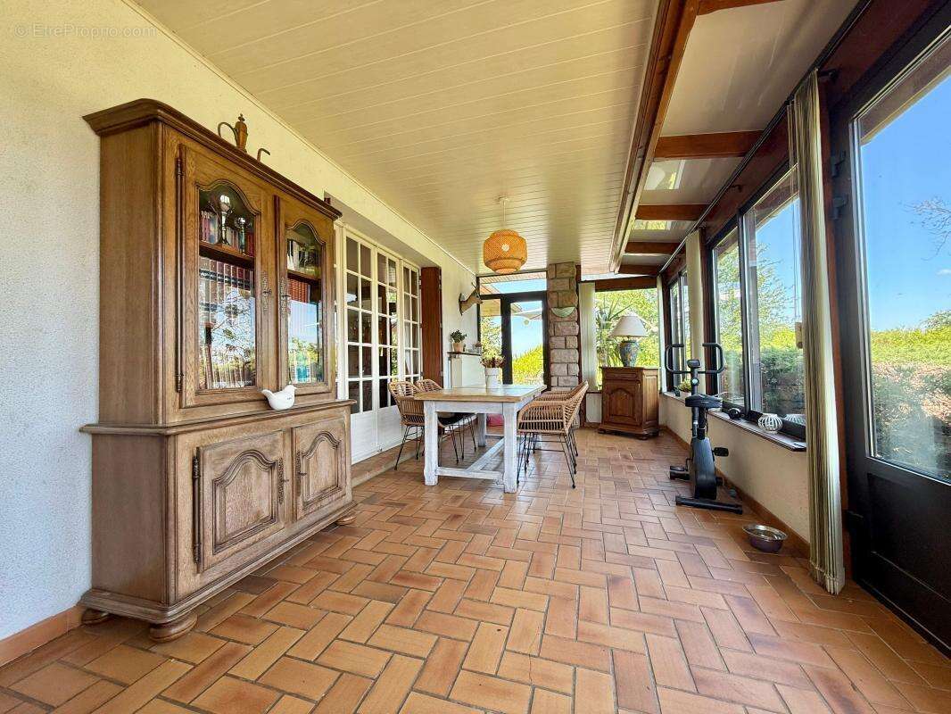 Maison à LAMARCHE-SUR-SAONE