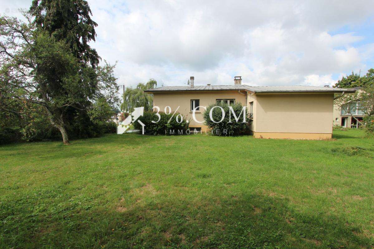 Maison 5 pièces 156 m2 - 3 chambres - Jardin - Sous-sol comp - photo 5
