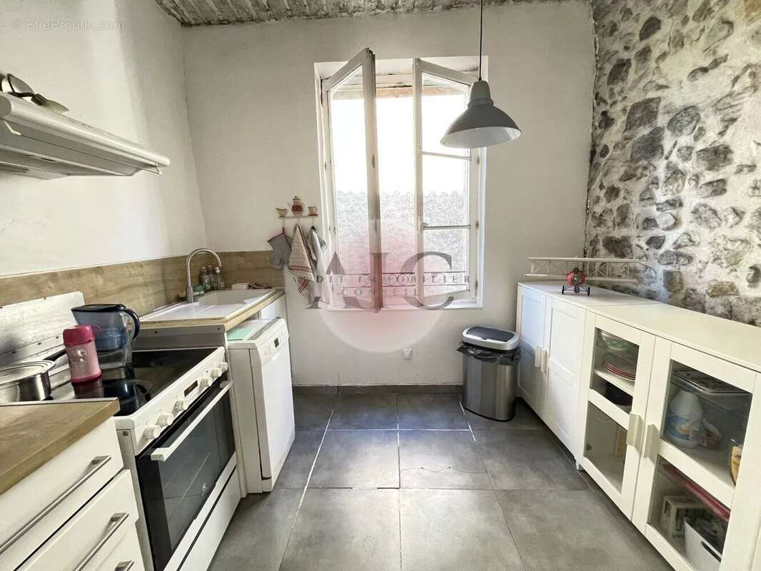 Appartement à FAYENCE