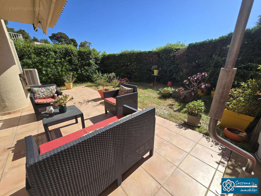 T2 en rez de jardin à tamaris sur mer - Appartement à LA SEYNE-SUR-MER
