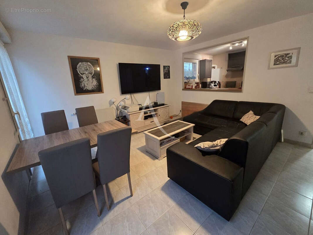 Appartement à TREMBLAY-EN-FRANCE