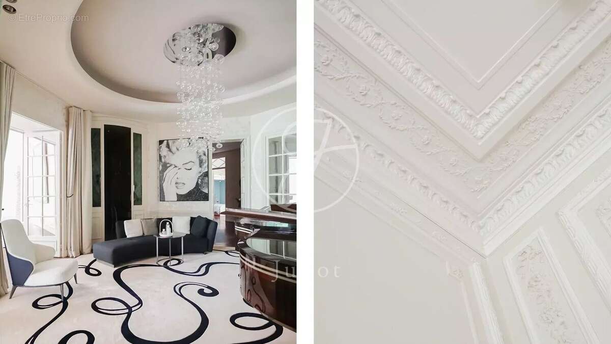 Appartement à PARIS-8E