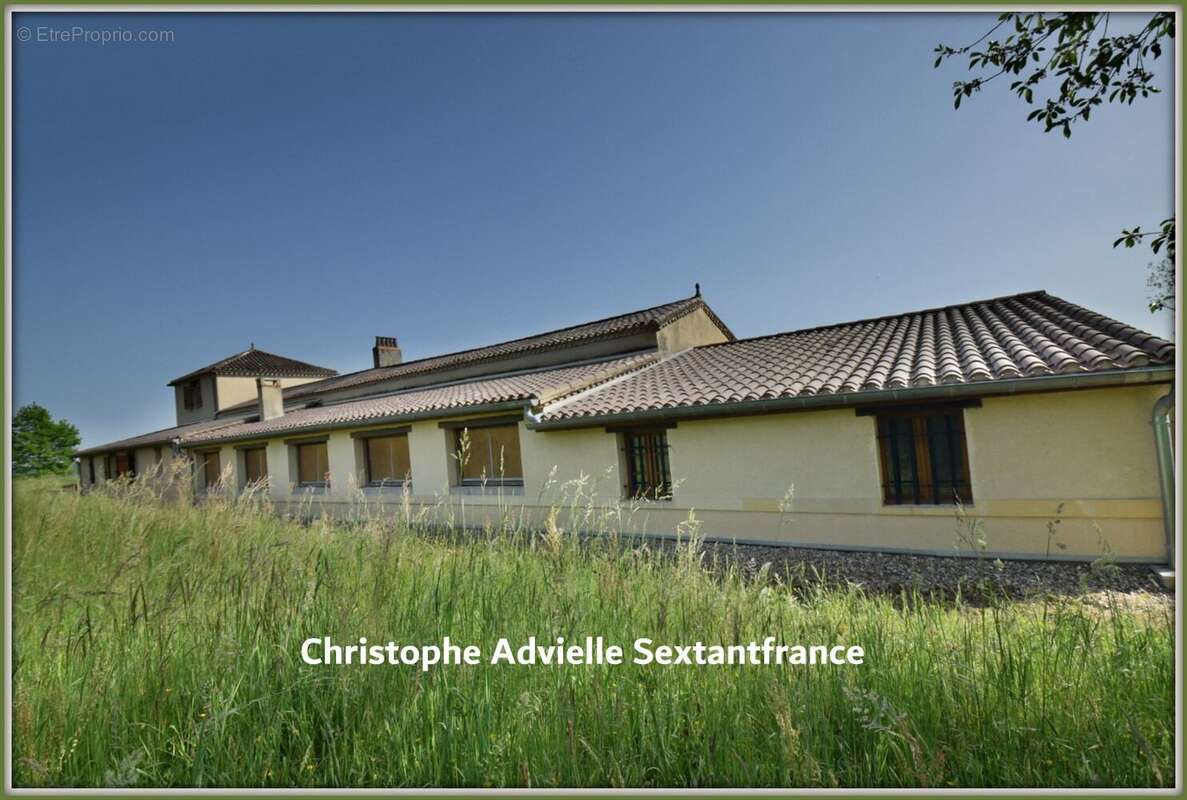 Maison à SAINT-CAPRAISE-DE-LALINDE