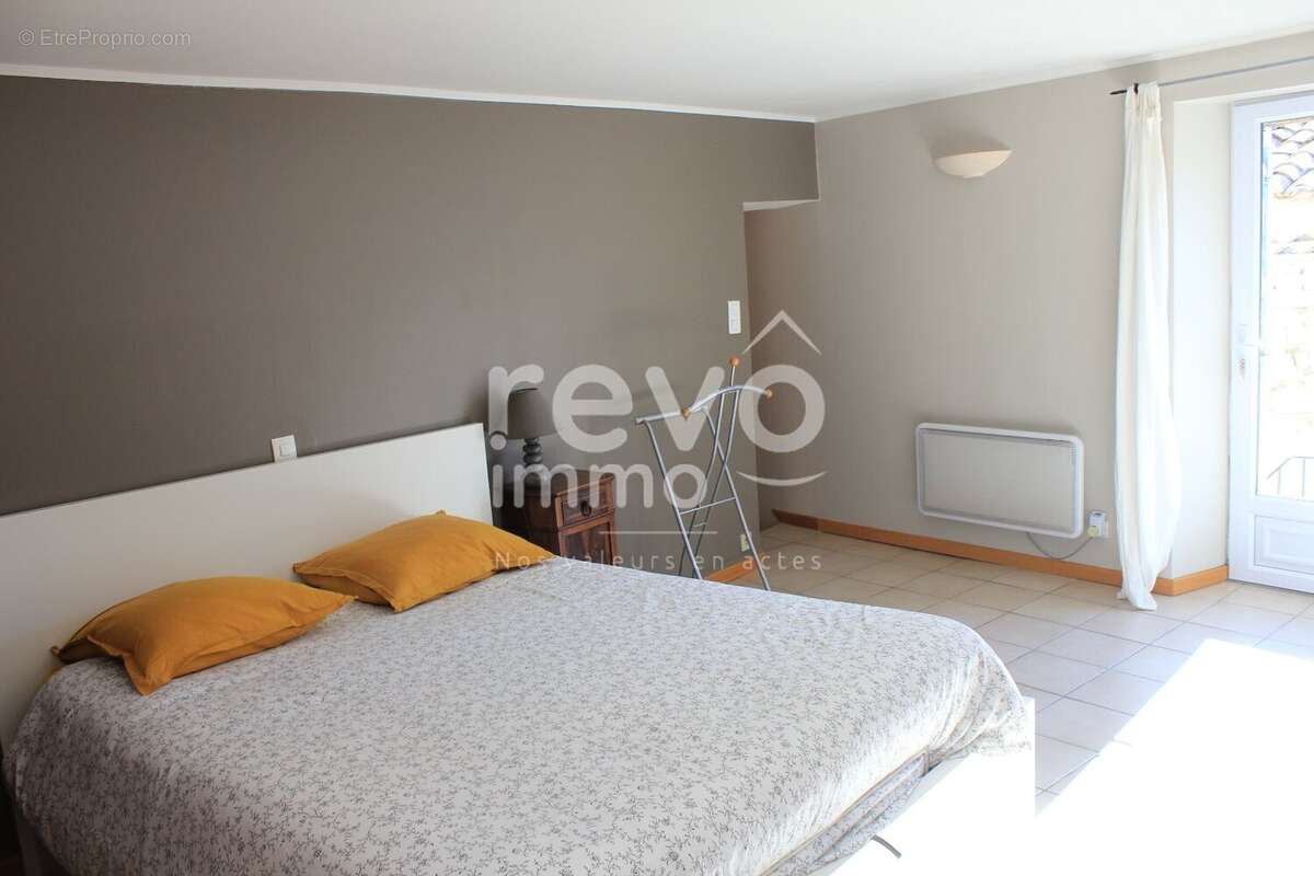 Maison à CHAUDEBONNE