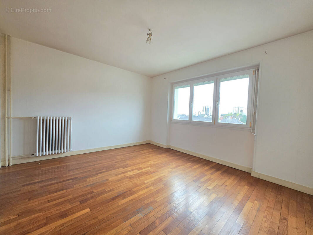 Appartement à TALANT