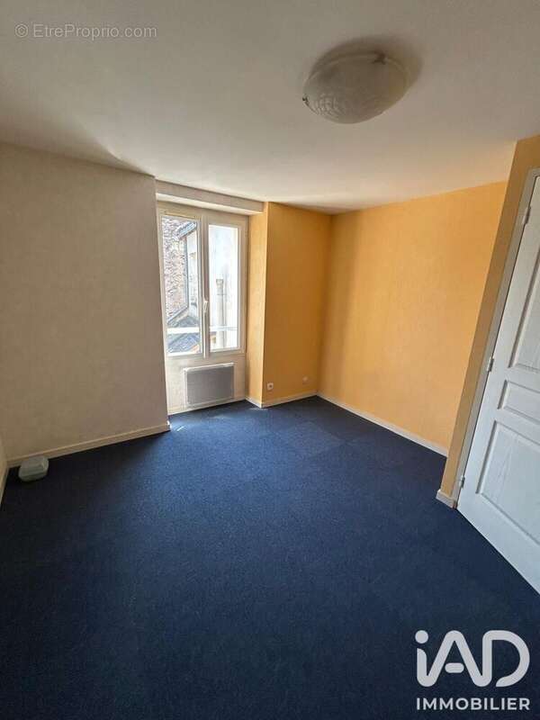 Maison 65 m² à Murs-Erigne  - photo 6