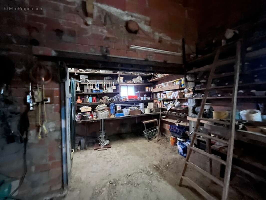 Maison à LA SALVETAT-SAINT-GILLES