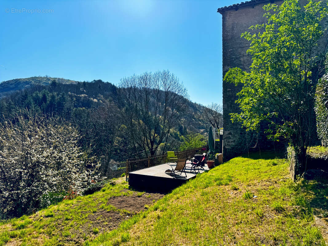 Maison à ANTRAIGUES-SUR-VOLANE