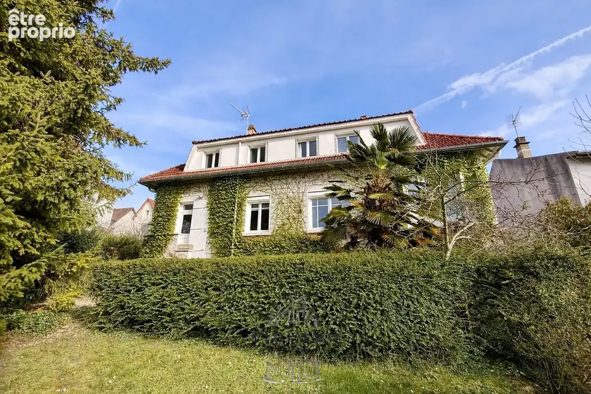 Photo Maison à Chennevieres-Sur-Marne au prix de 598 000€