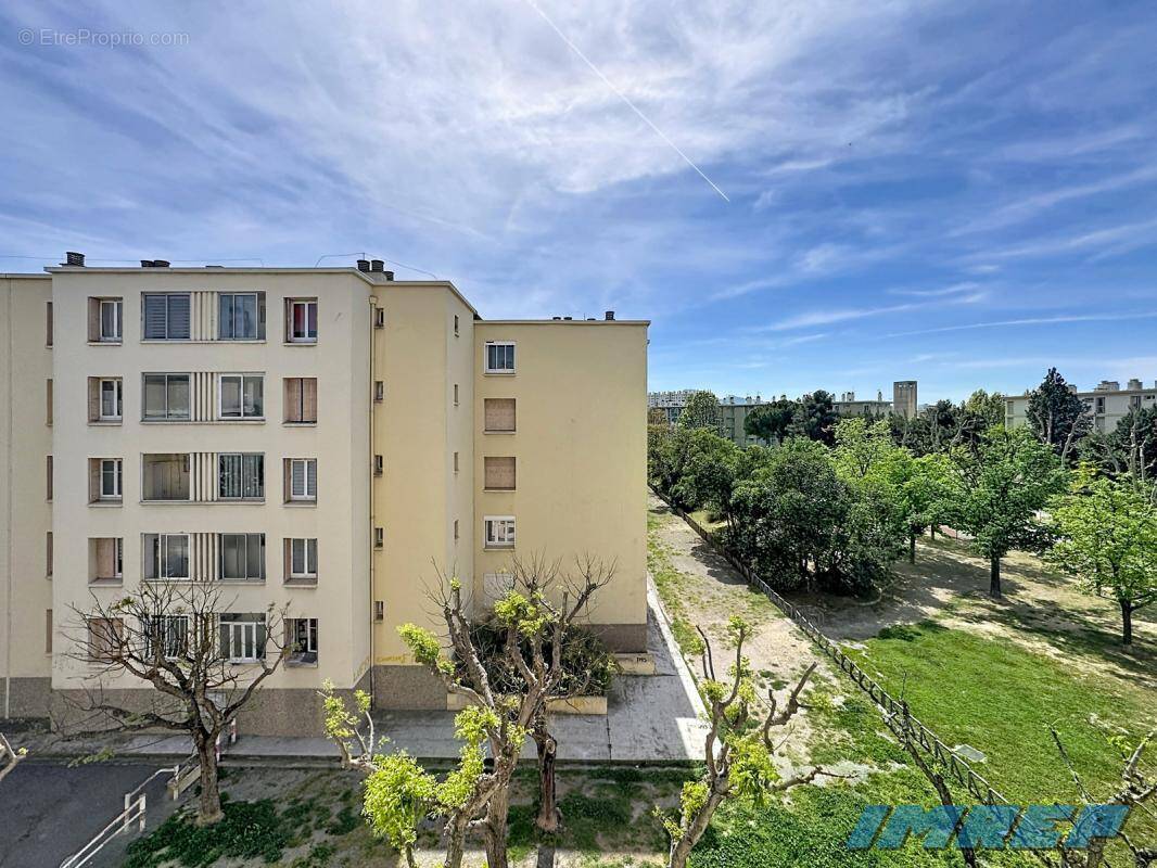 Appartement à MARSEILLE-9E