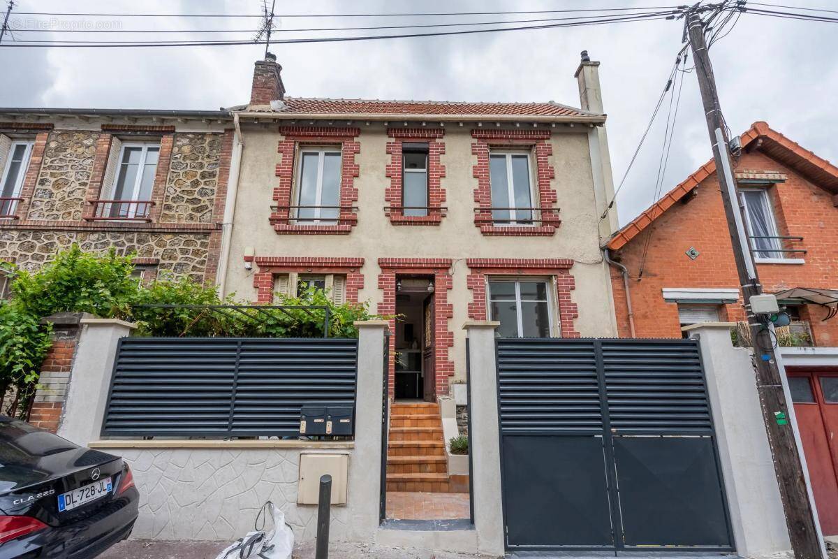 Maison à NOISY-LE-SEC