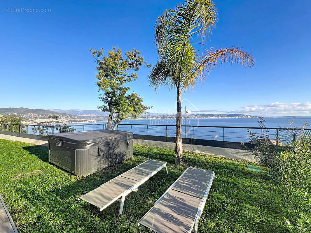 Appartement à THEOULE-SUR-MER