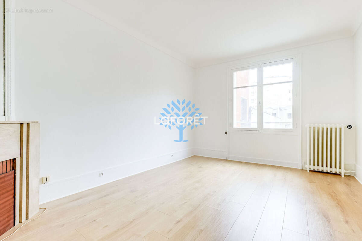 Appartement à PARIS-12E