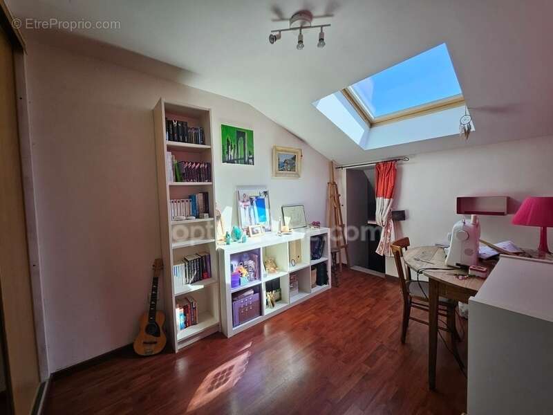 Maison à MONTANAY