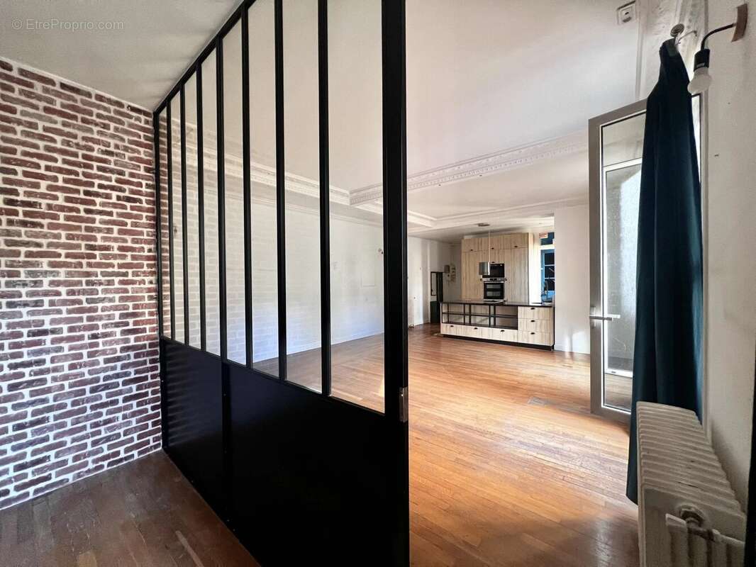 Appartement à ASNIERES-SUR-SEINE