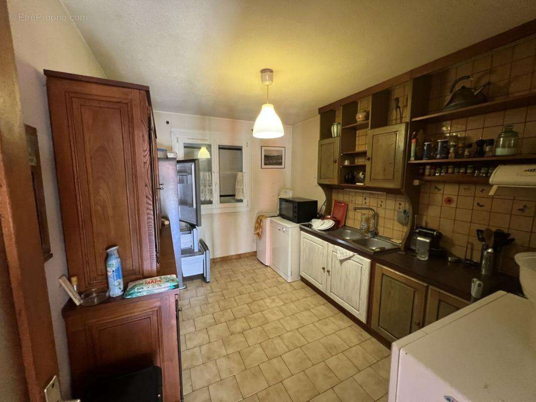 Maison 86 m² à Saint-Mathieu-De-Treviers  - photo 3