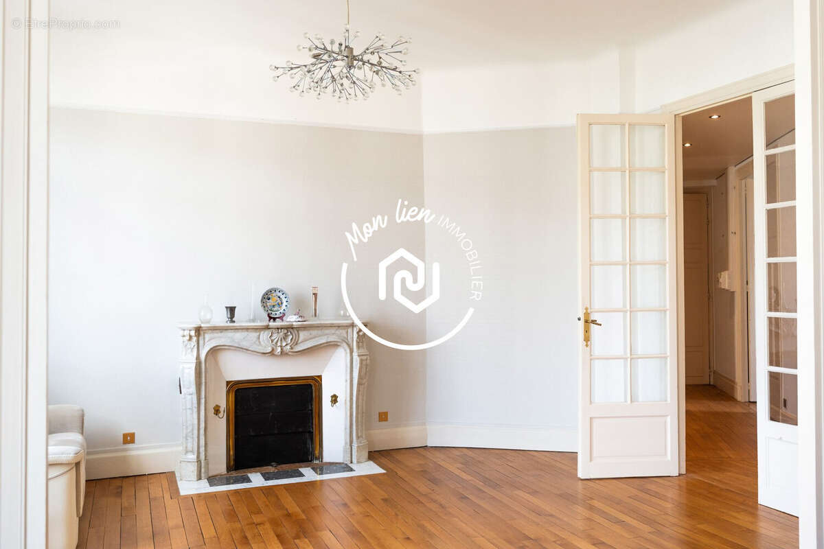 Appartement 147 m² à Tours  - photo 6