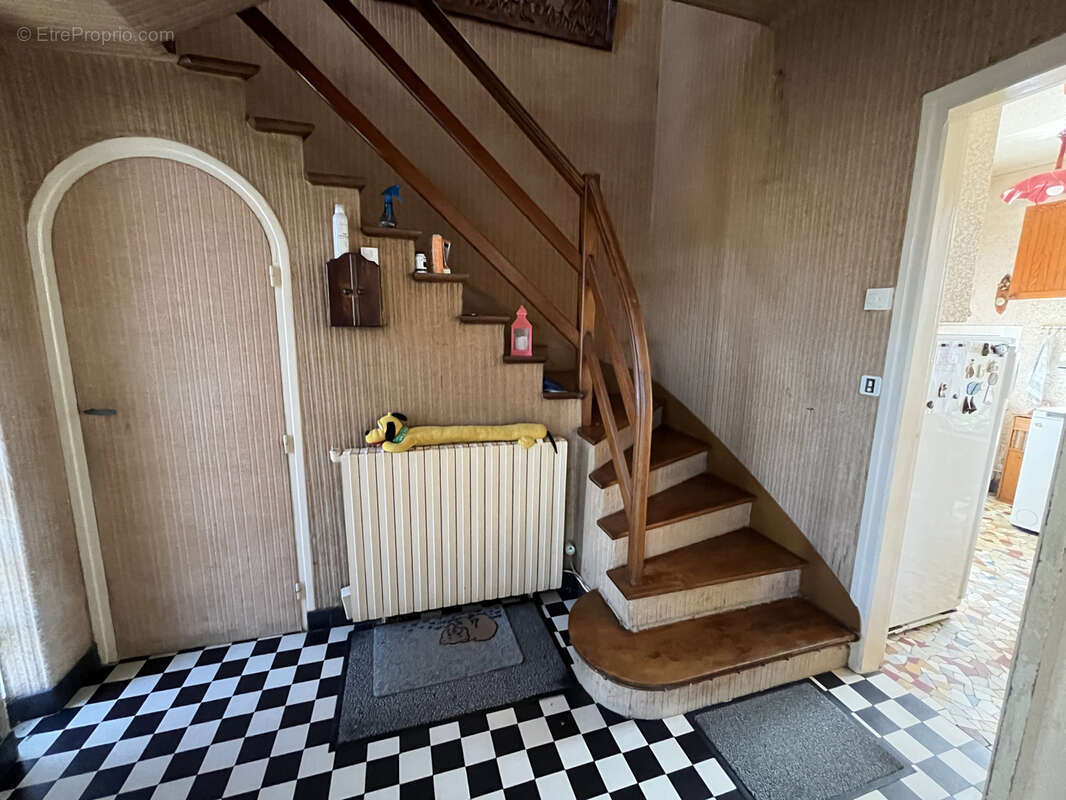 Maison à BU
