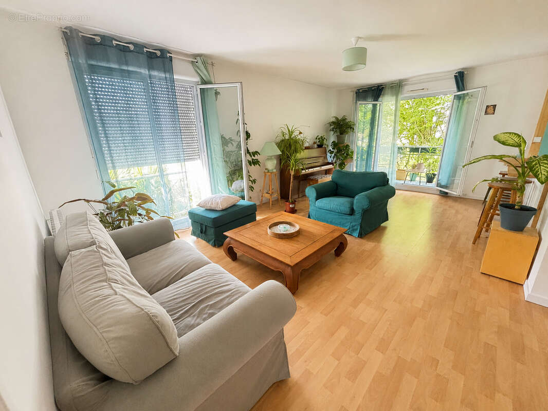 Appartement à LA RICHE