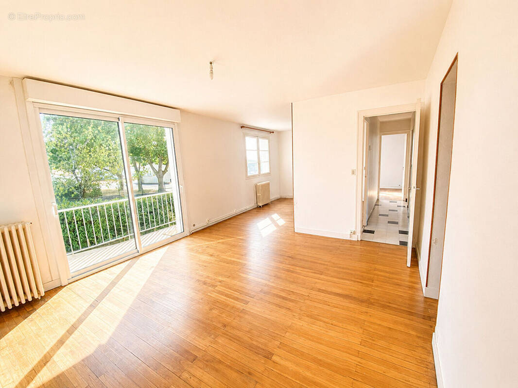 Maison à COGNAC