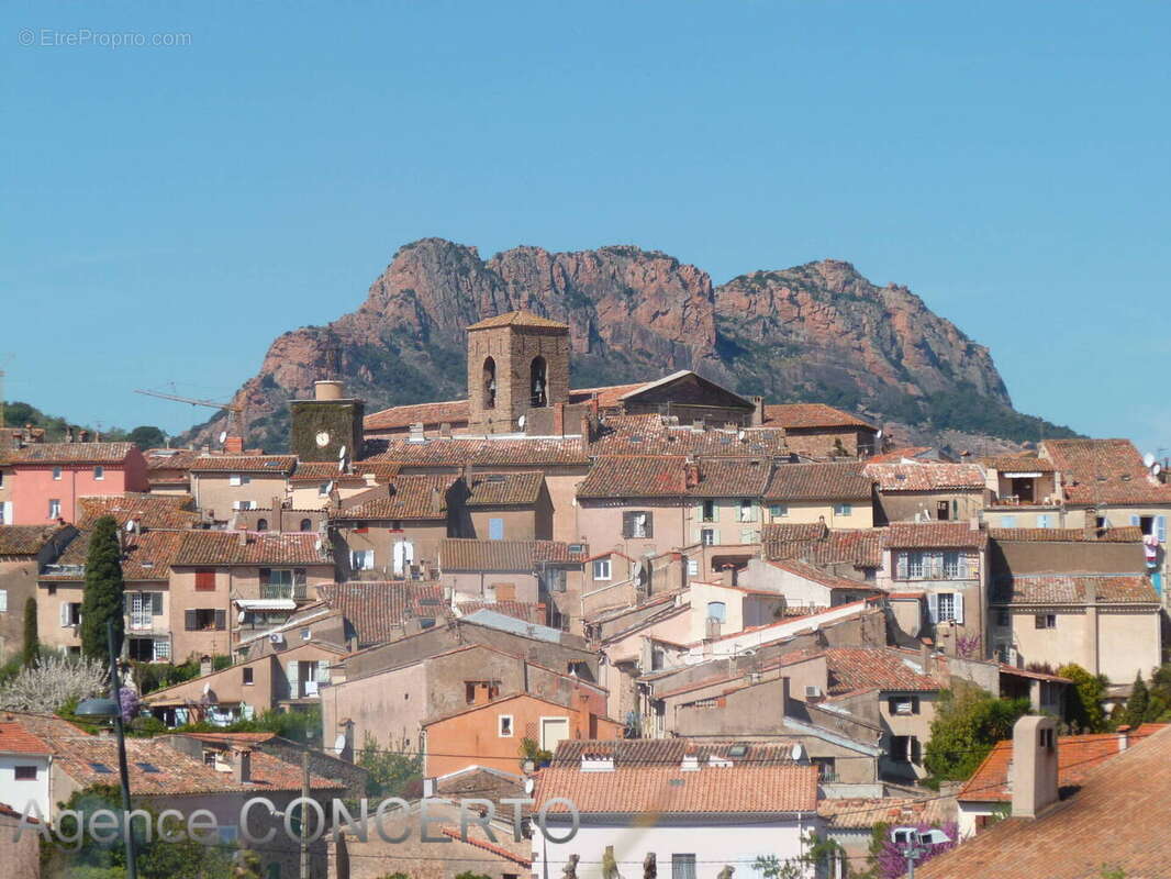 Autre à ROQUEBRUNE-SUR-ARGENS