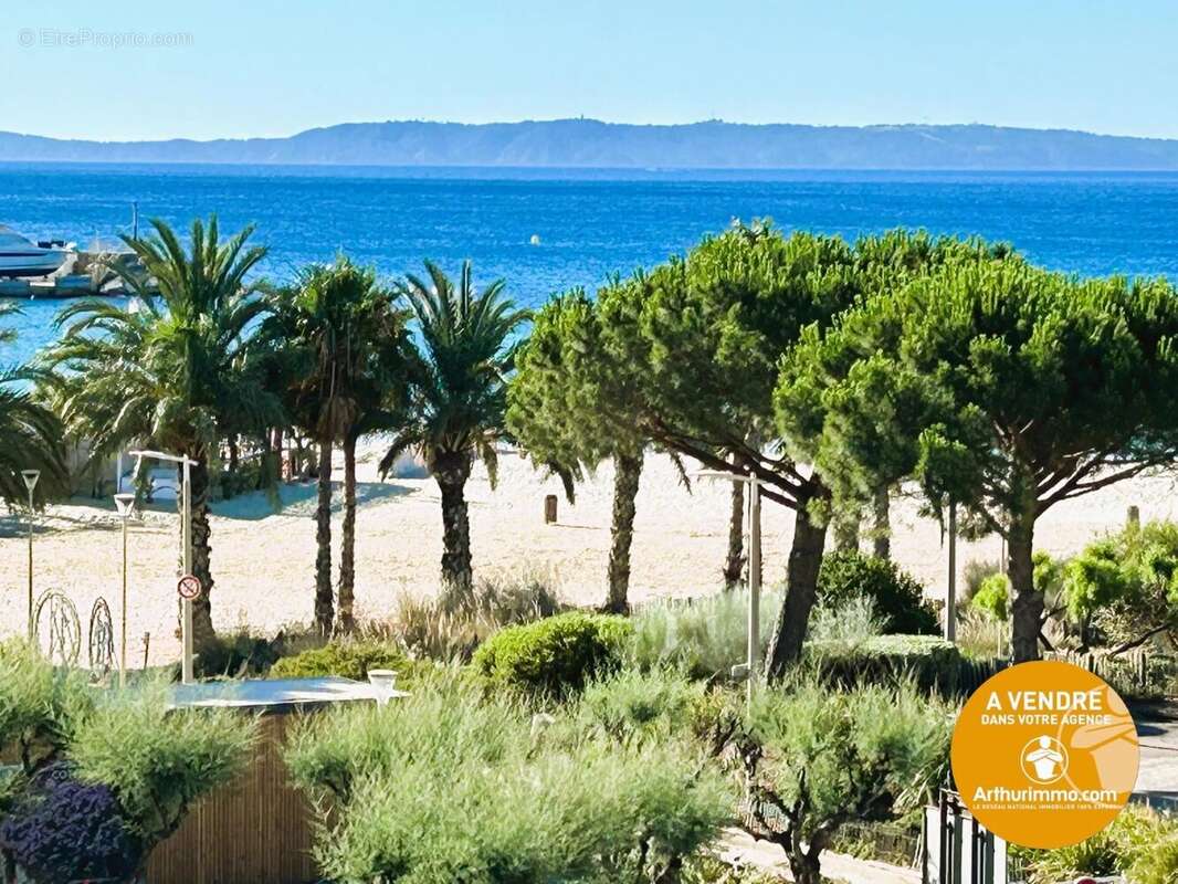 Appartement à BORMES-LES-MIMOSAS