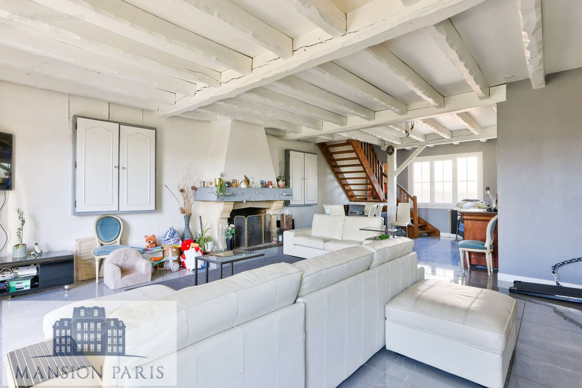 Maison à CHAMPIGNY-SUR-MARNE