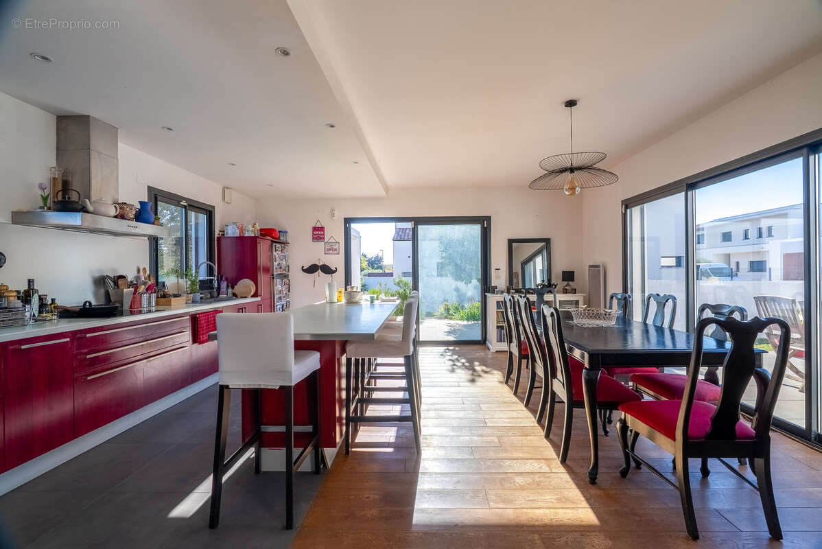 Maison à SAINT-CYPRIEN