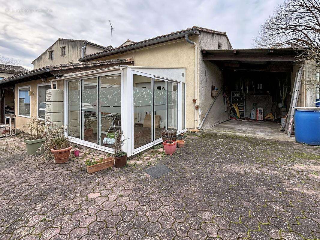 Maison à LES CASSES