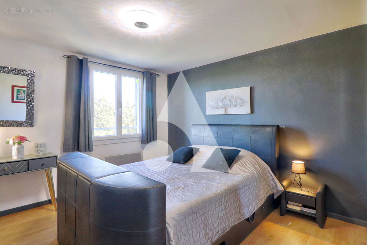 Maison à SAINT-JULIEN