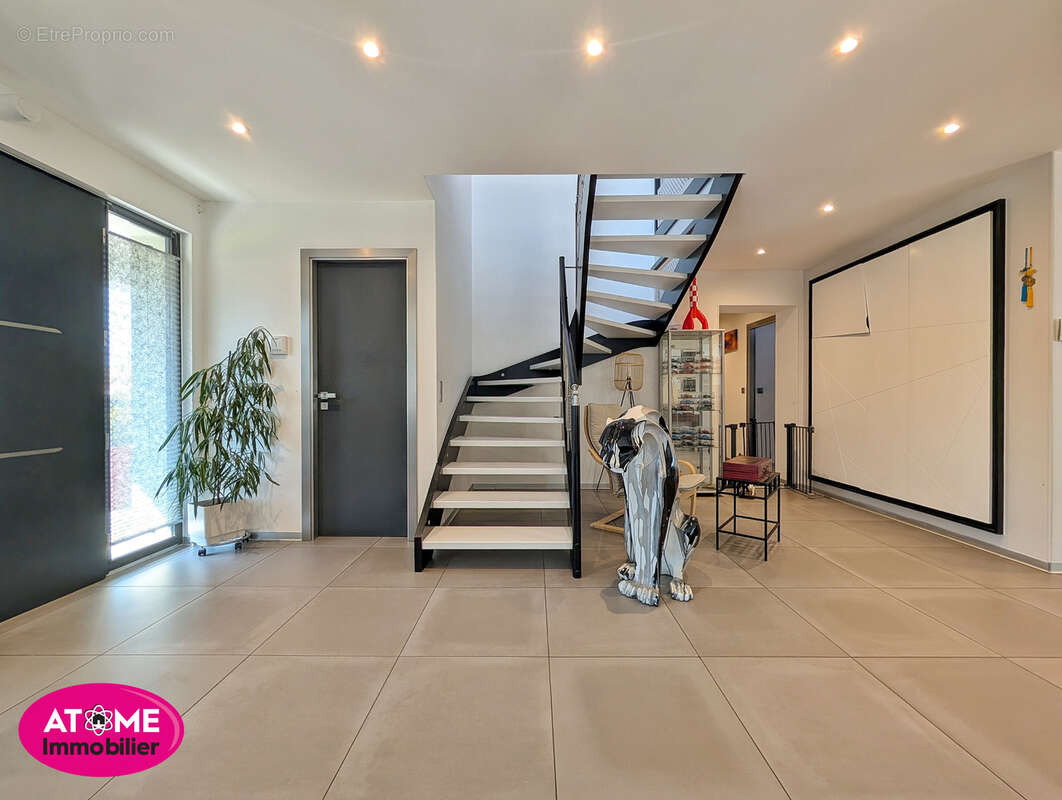 Maison à SAINTE-MARIE-AUX-CHENES