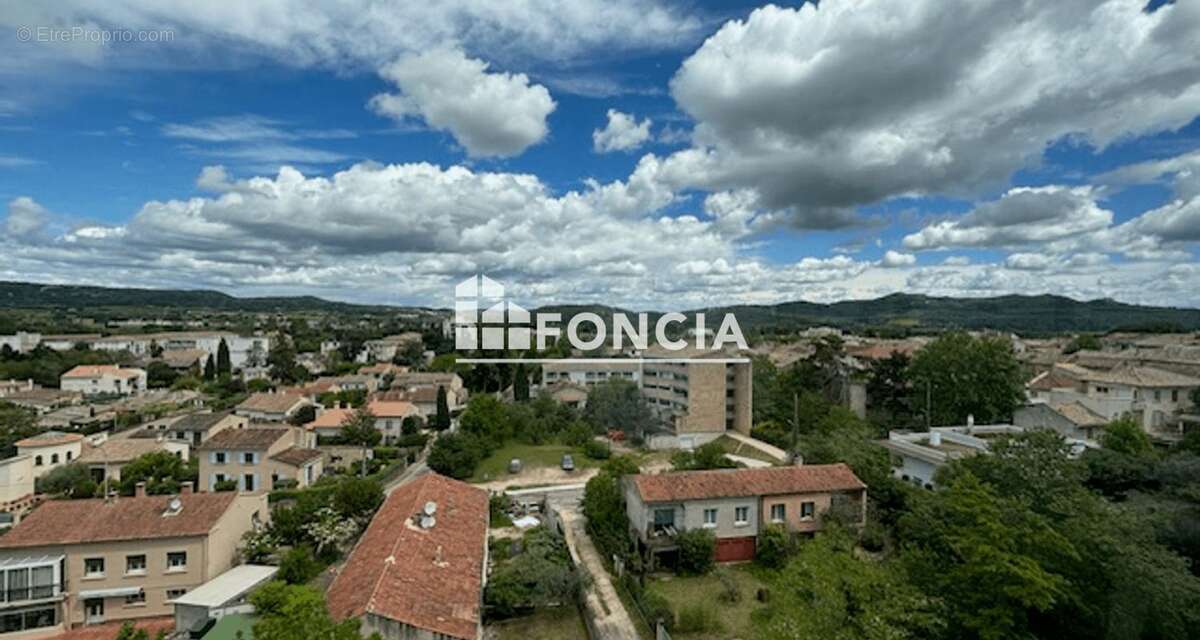 Appartement à BAGNOLS-SUR-CEZE