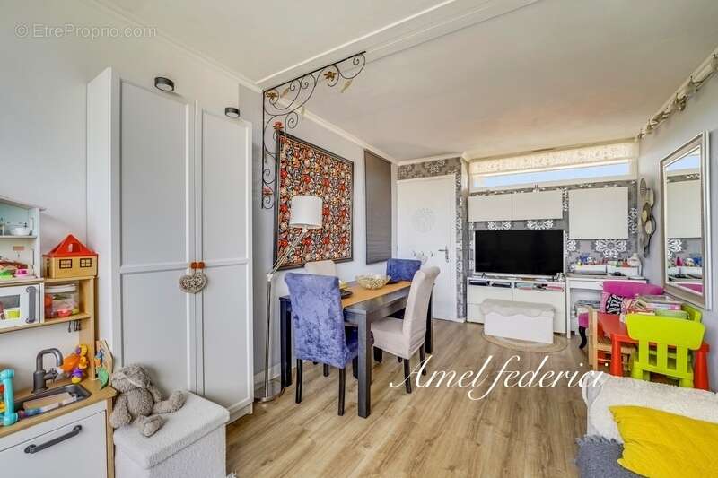 Appartement à SAINT-MAUR-DES-FOSSES