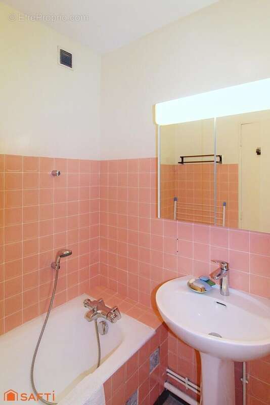 Photo 9 - Appartement à BOURG-LA-REINE