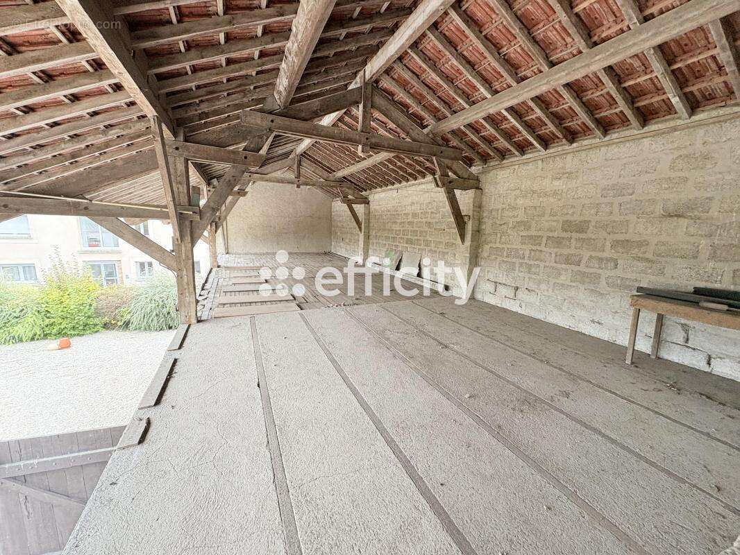 Maison à BEINE-NAUROY