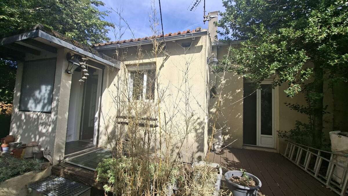 Maison 49 m² à Le Bourget  - photo 2