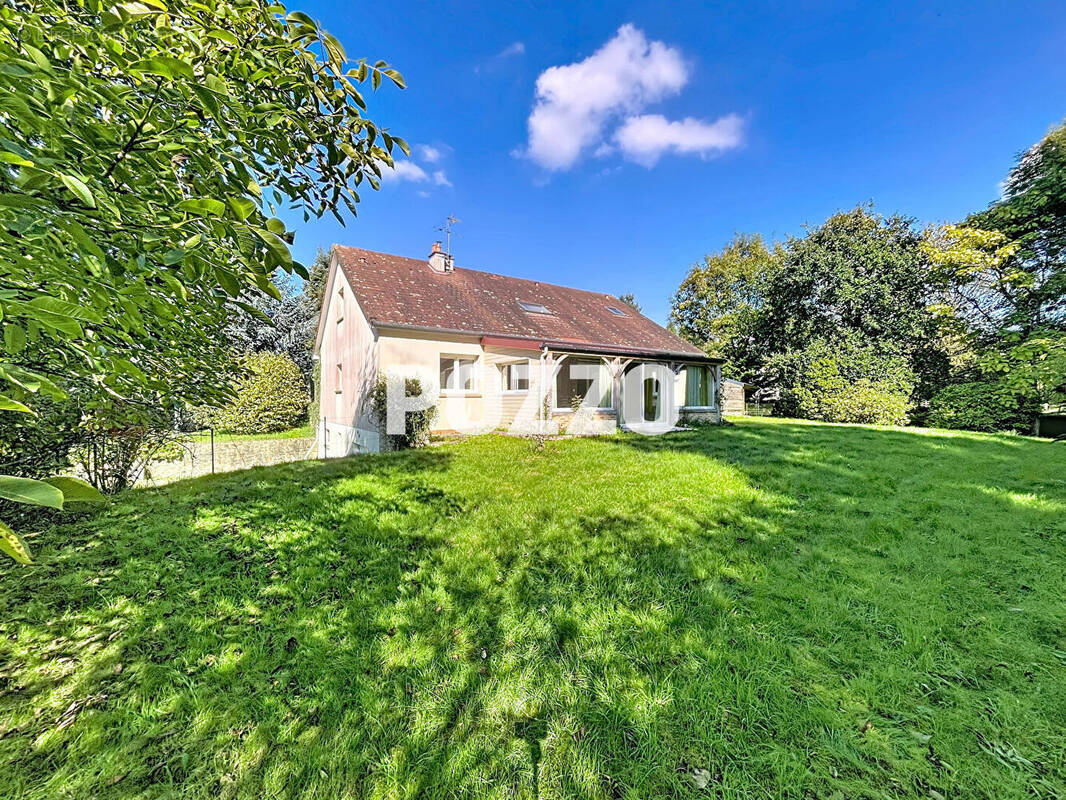 Maison à SAINT-SEVER-CALVADOS