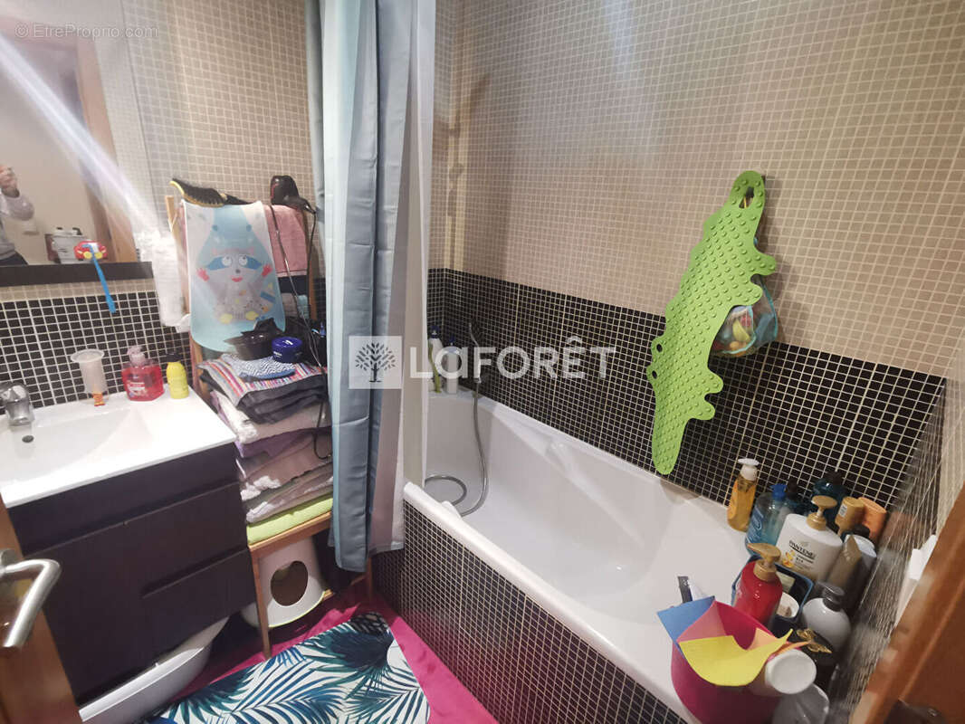 Appartement à CHENNEVIERES-SUR-MARNE