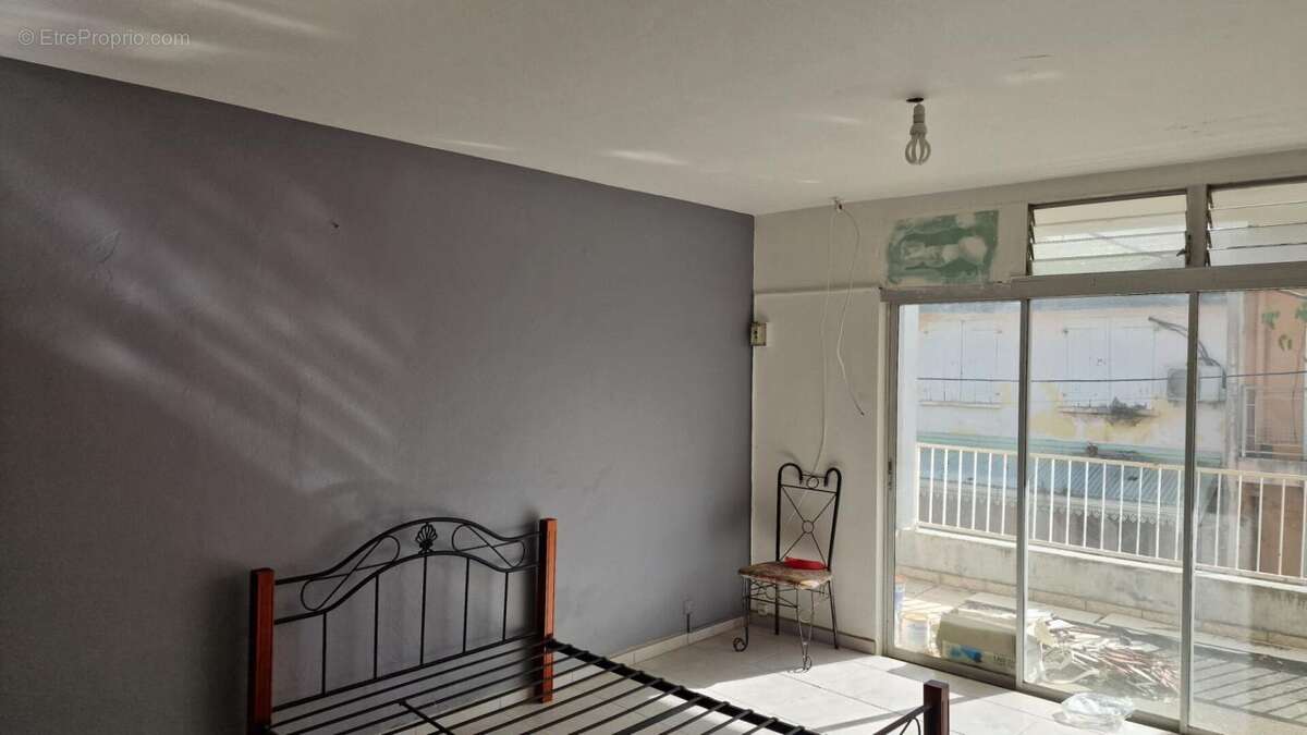 Appartement à POINTE-A-PITRE