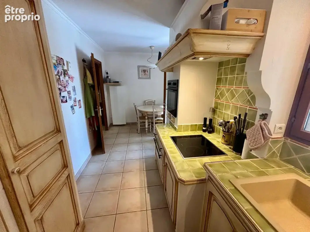 Proche GRIGNAN ,Belle Villa avec piscine, jardin et garage. - photo 14