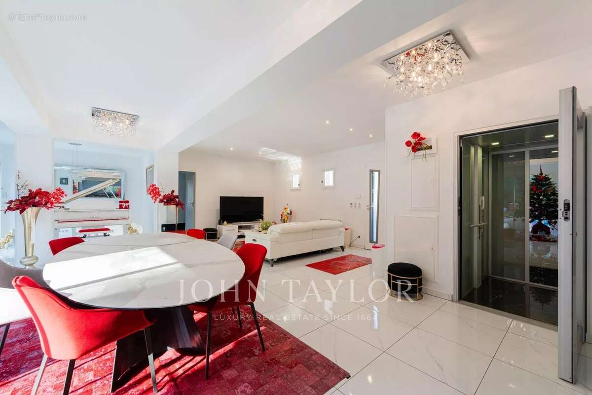 Maison à SEPTEMES-LES-VALLONS