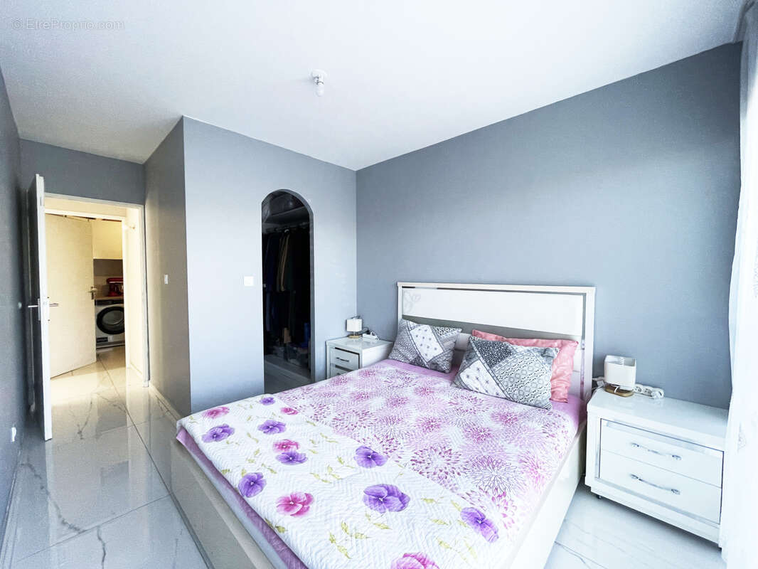 Maison à SALAISE-SUR-SANNE