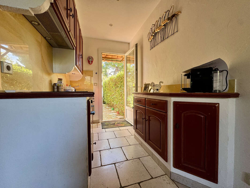 Appartement à LA LONDE-LES-MAURES