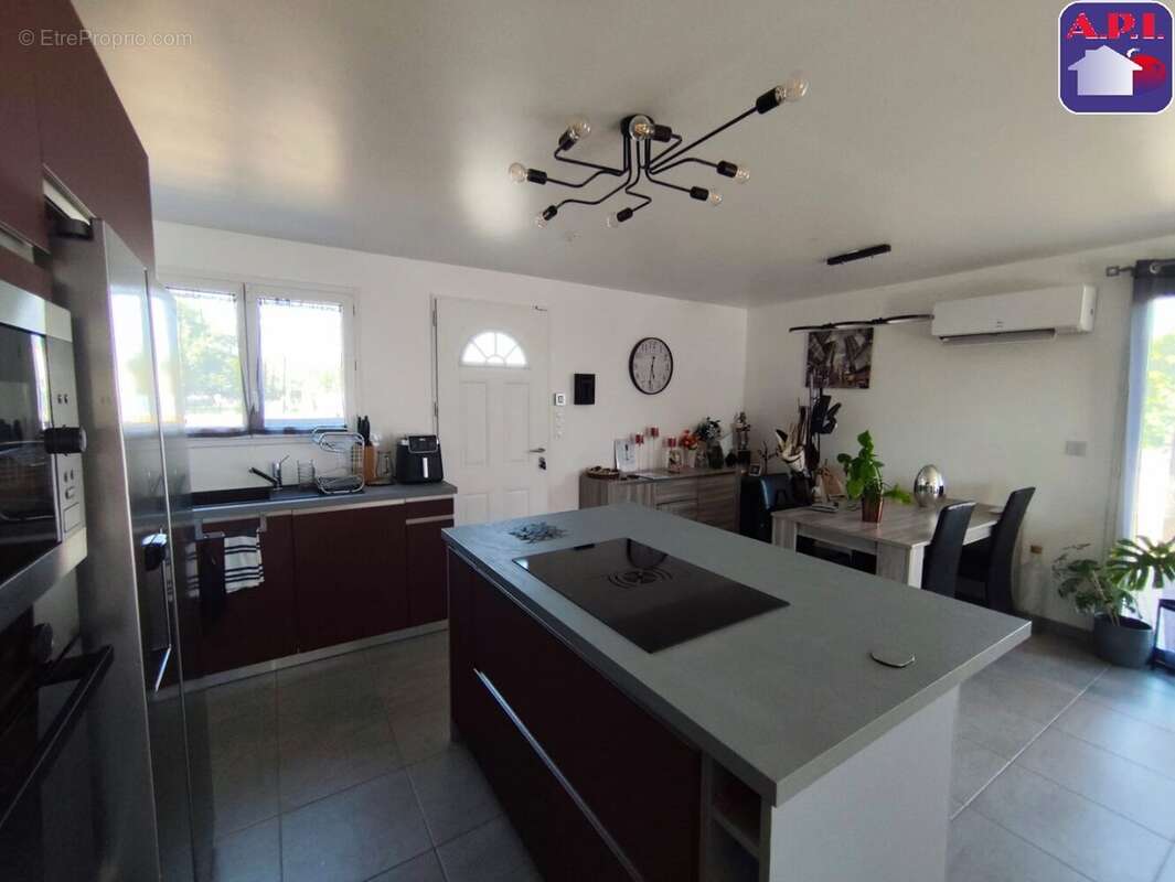 Maison 83 m² à Peyssies  - photo 3