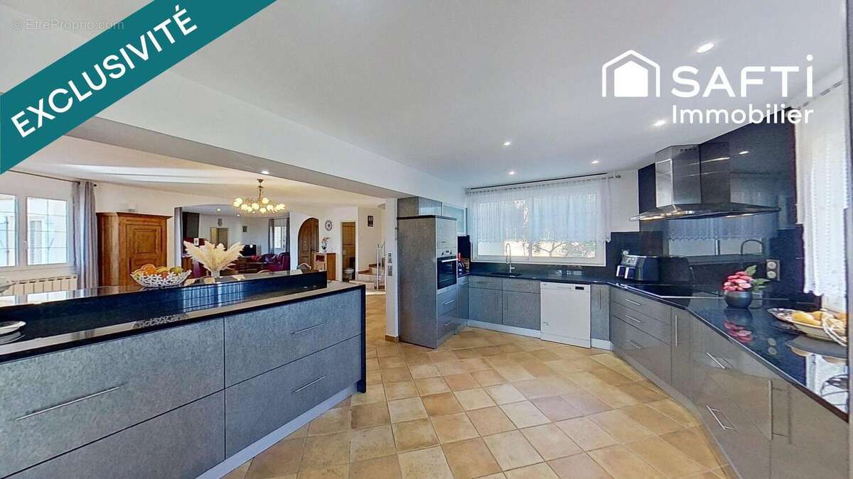 Photo 3 - Maison à FREJUS