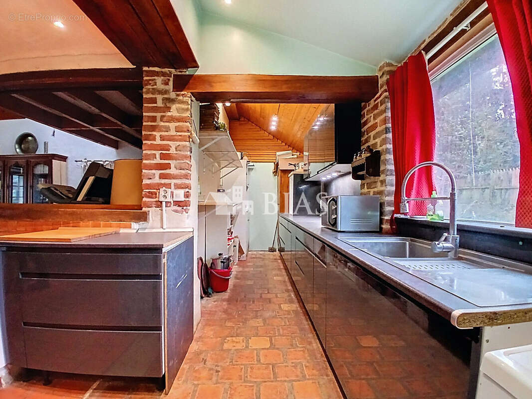 Maison à EQUEMAUVILLE