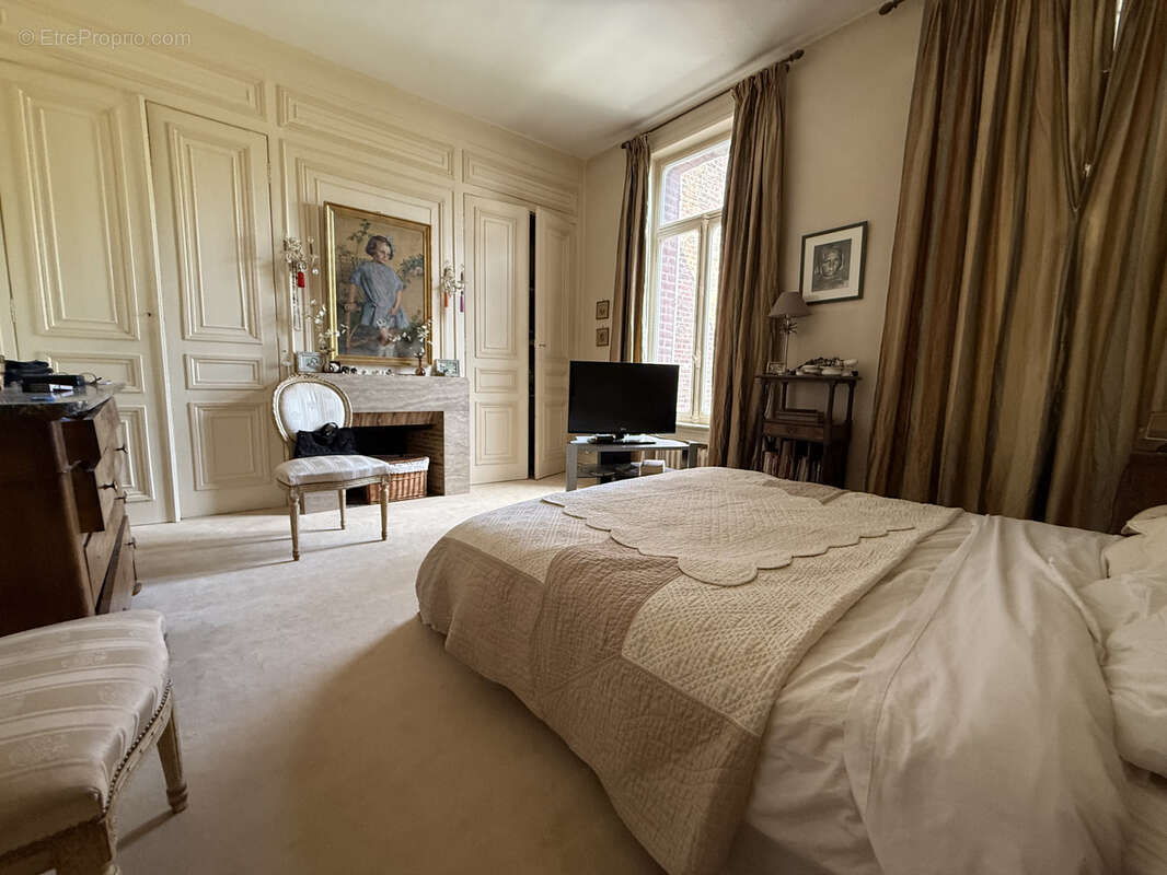 Exclusivite amiens bas henriville elegante maison bourgeoise 306 m2 - porte cochere et jardin - photo 11